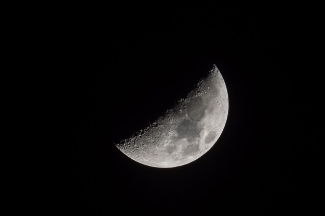 moon-3176159_960_720